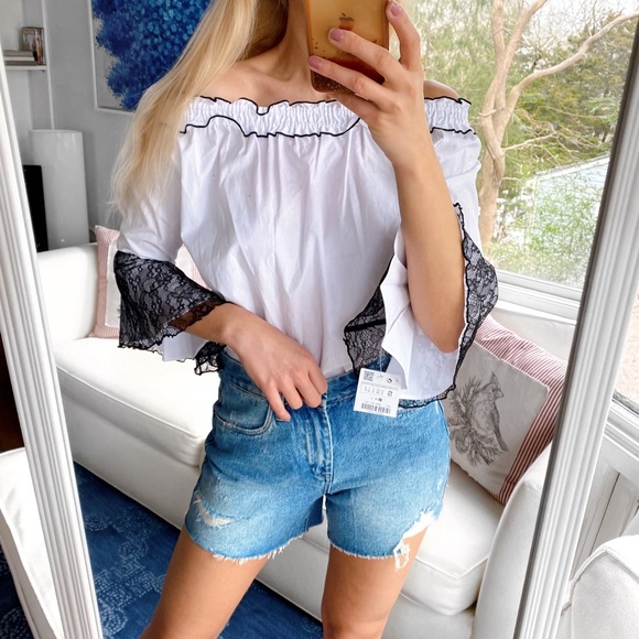 π² ZARA BOHO WHITE BLACK LACE BELL SLEEVE LOOSE FIT OPEN SHOULDER RUFFLE TOP! - Picture 2 of 16